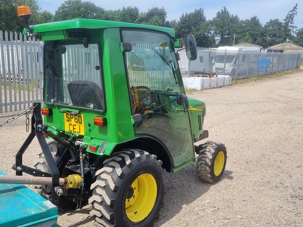 Chris Atkin & Son Ltd - John Deere 2320